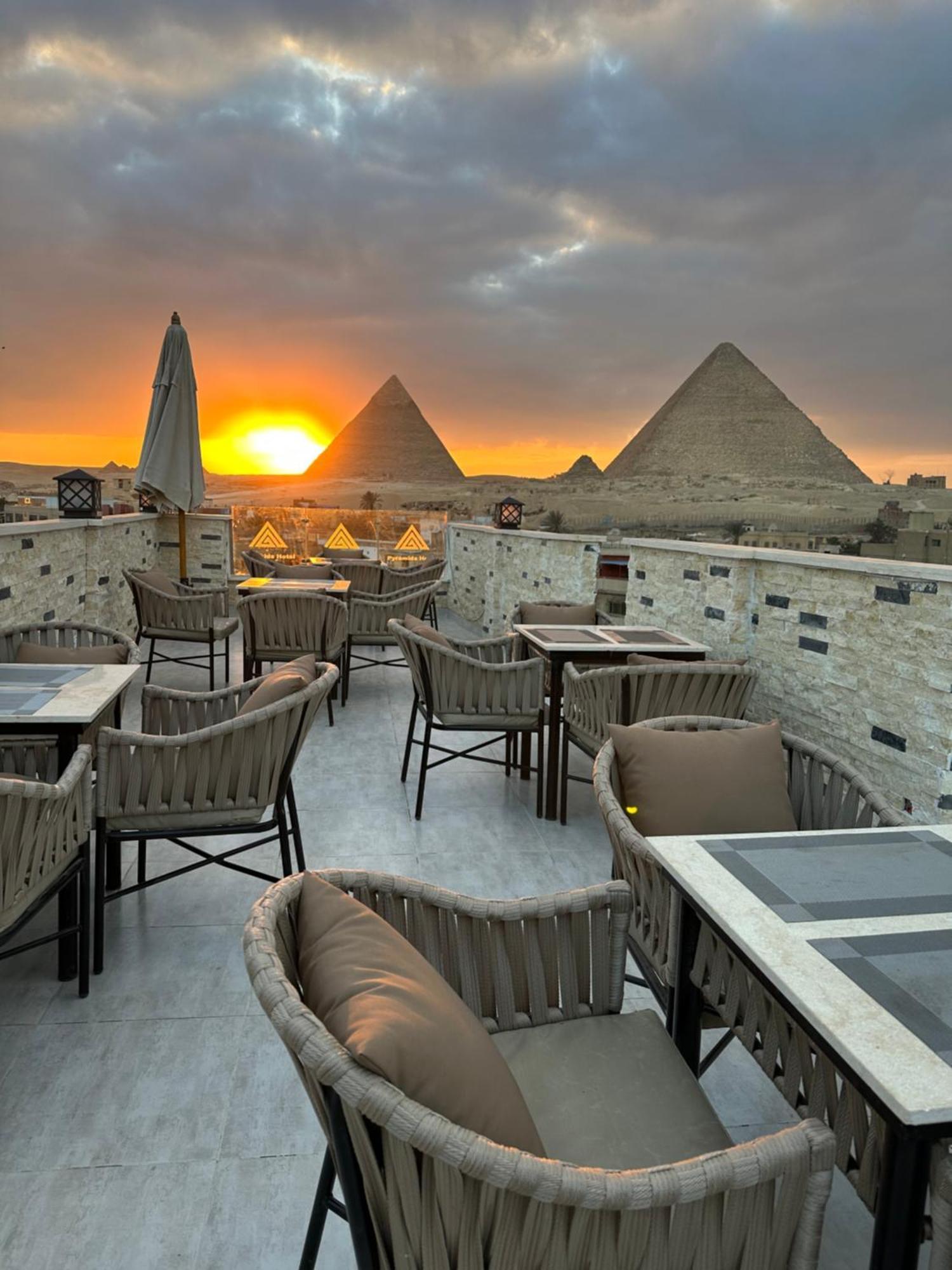 The Storm Of Pyramids 4*